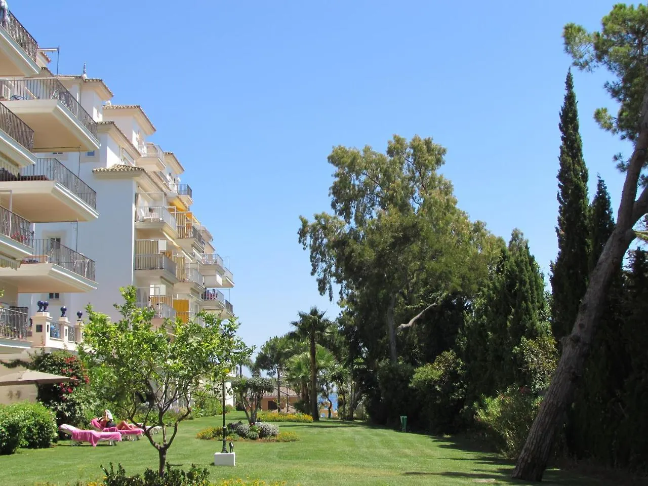 Banus Rentals Apartments Beach&Pool Marbella Spain